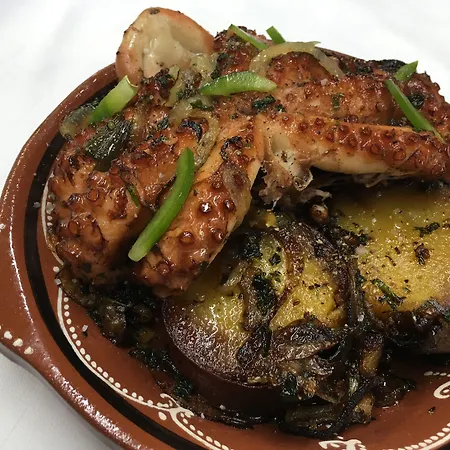 里巴马酒店 酒店 *